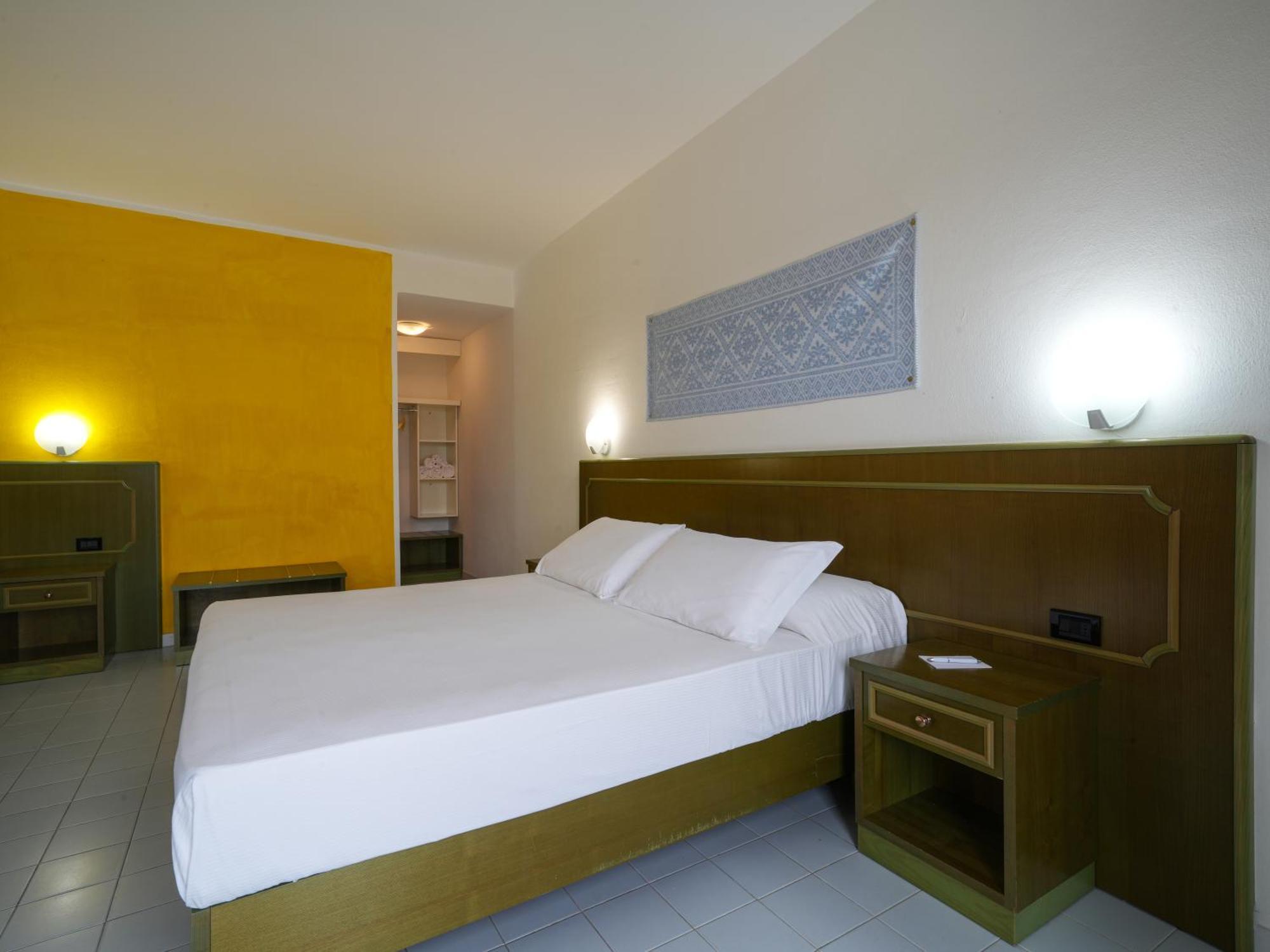 Le Tonnare Di Stintino - Beach Resort Exterior photo