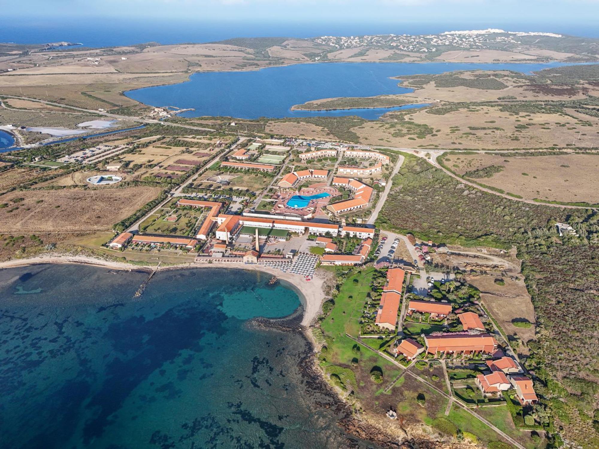 Le Tonnare Di Stintino - Beach Resort Exterior photo
